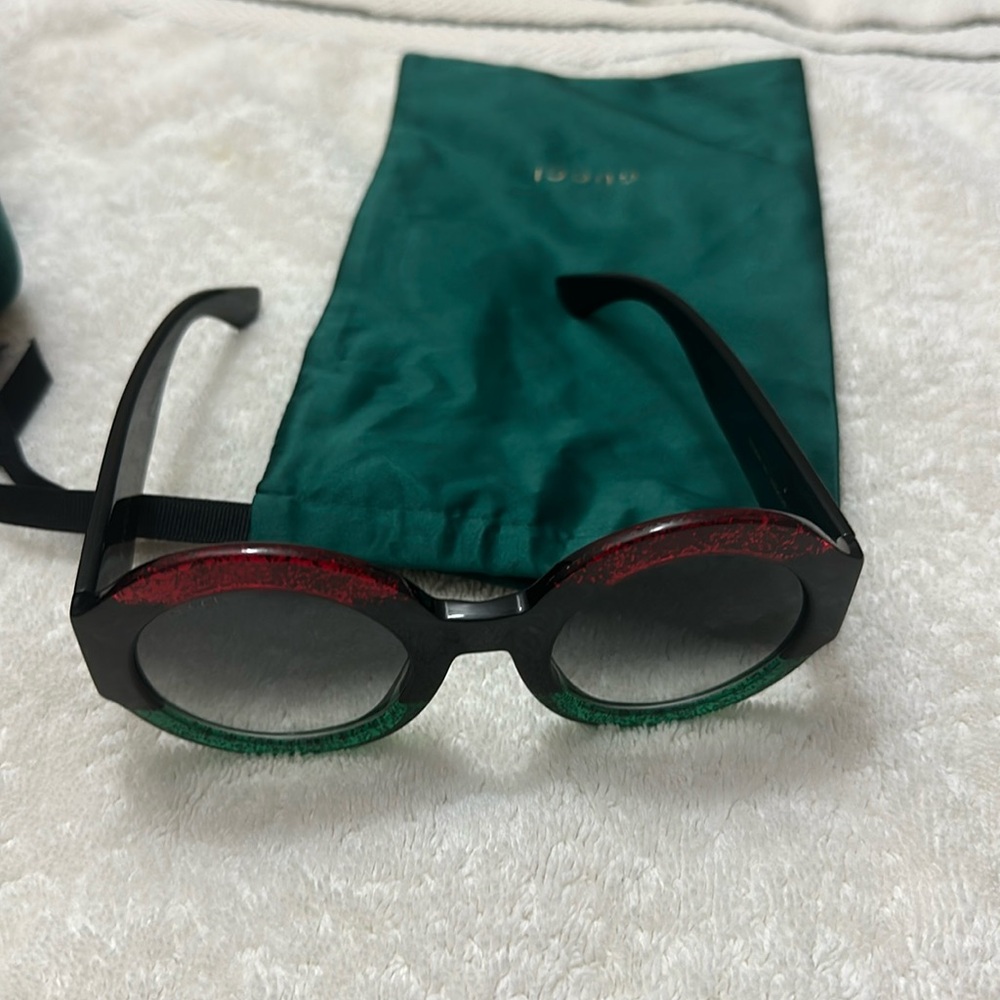 Gucci vintage styles..so cool